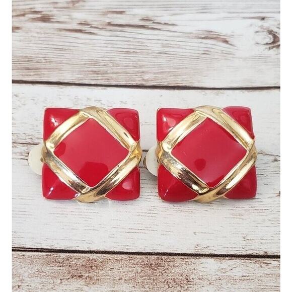 Vintage Clip On Earrings Large Square Shape Red & Gold Tone Statement Earrings - Picture 1 of 6